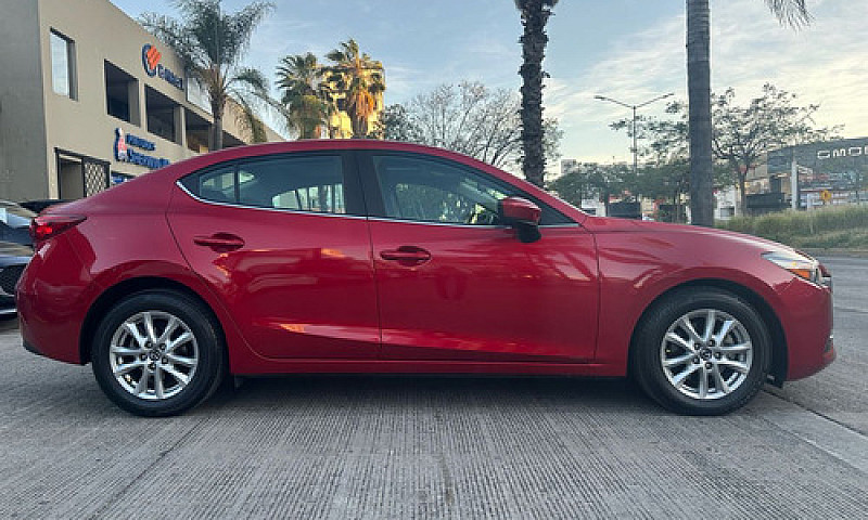 Mazda Mazda 3 2017...