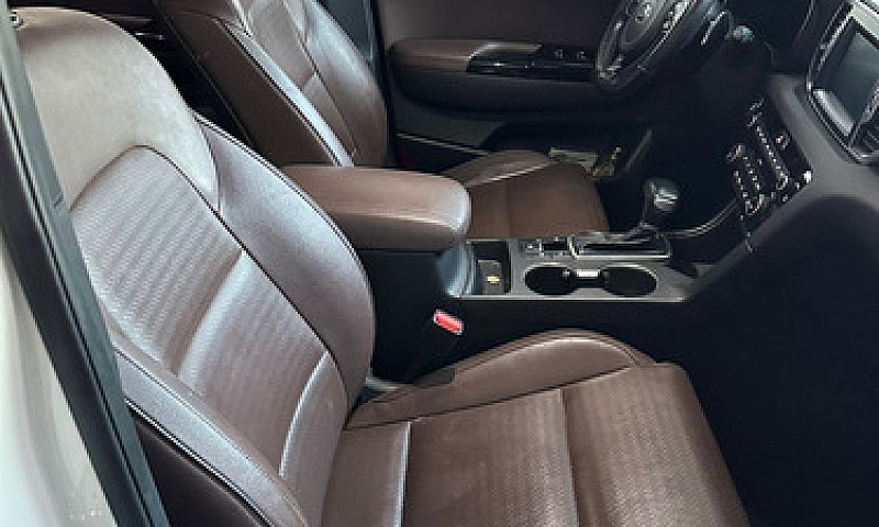 Kia Sportage 2.4 Sxl...