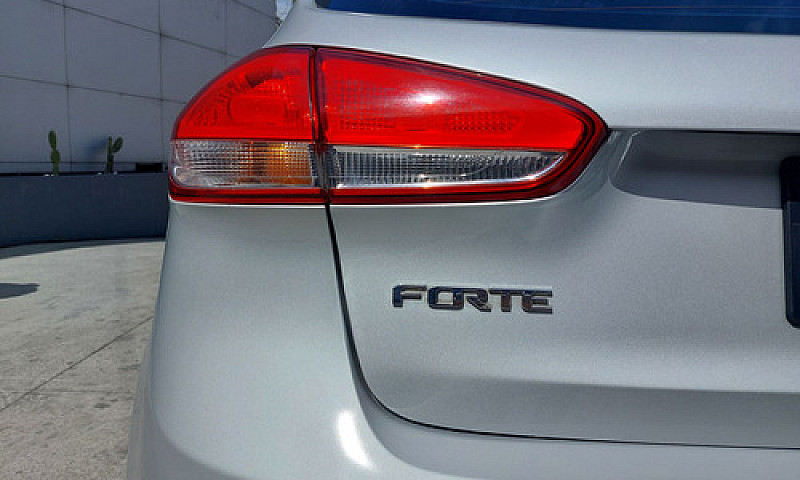 Kia Forte 2018...