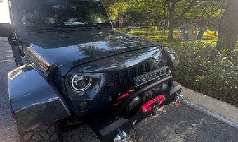 Jeep Wrangler 3.6 Un...
