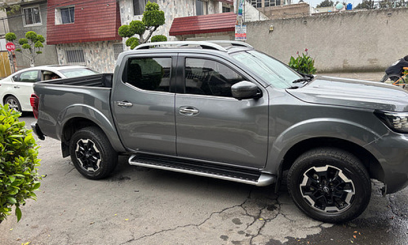 Nissan Frontier 2.5 ...
