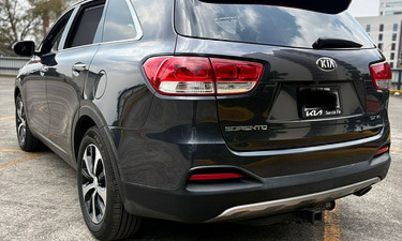 Kia Sorento 3.3L Ex ...