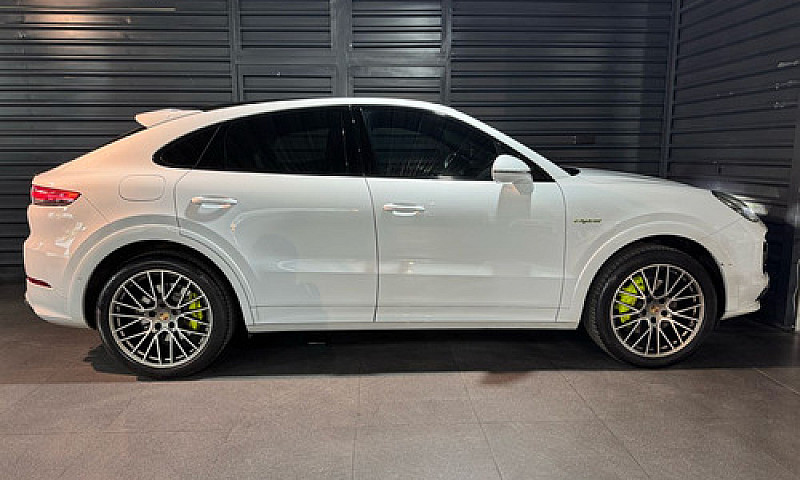 Porsche Cayenne 2022...