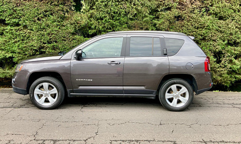 Jeep Compass 2.4 Lit...