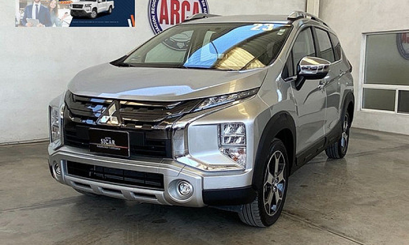 Mitsubishi Xpander 2...