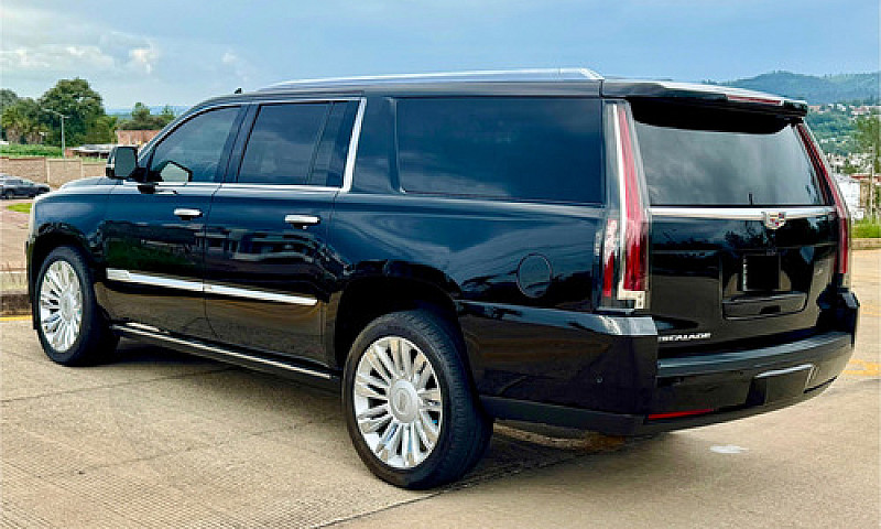 Cadillac Escalade Es...