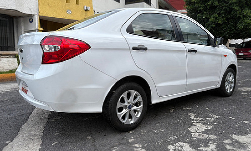 Ford Figo 1.5 Energy...