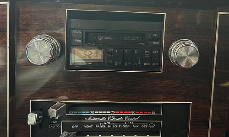 Grand Marquis 84 Sed...