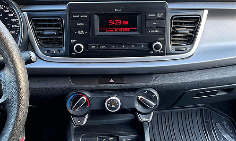 Kia Rio 2020...