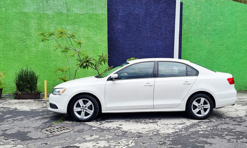 Volkswagen Jetta 2.5...
