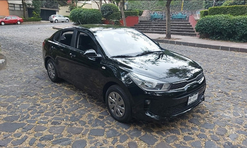 Kia Rio 2020!! Unico...