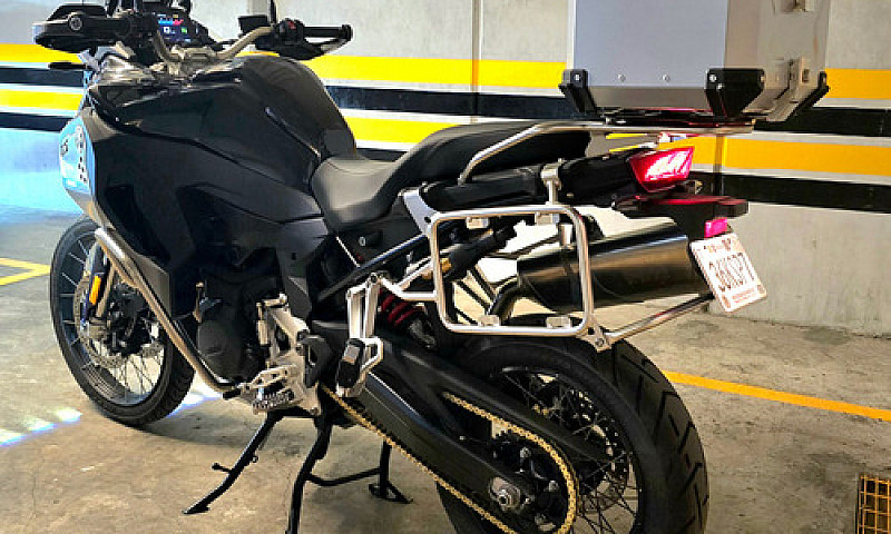 Bmw F 900 Gs Adventu...