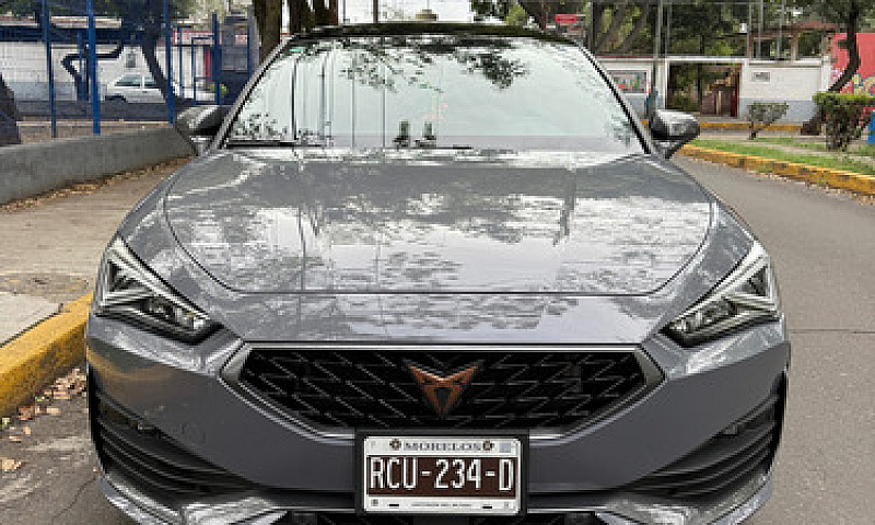 Cupra Leon 300Hp...