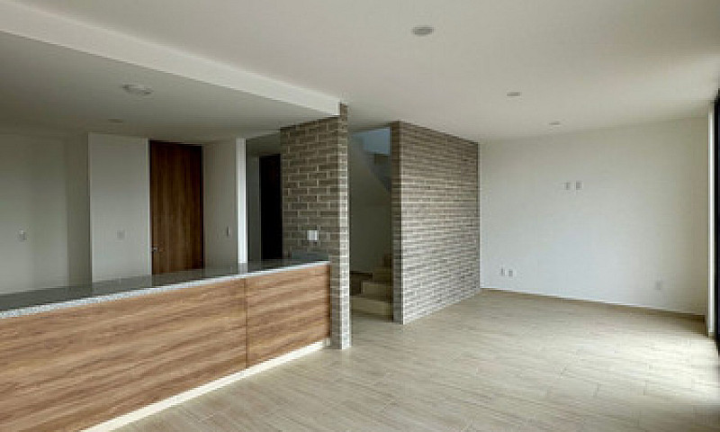 Casa En Venta En Zon...