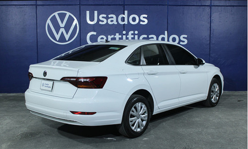 Volkswagen Jetta 1.6...