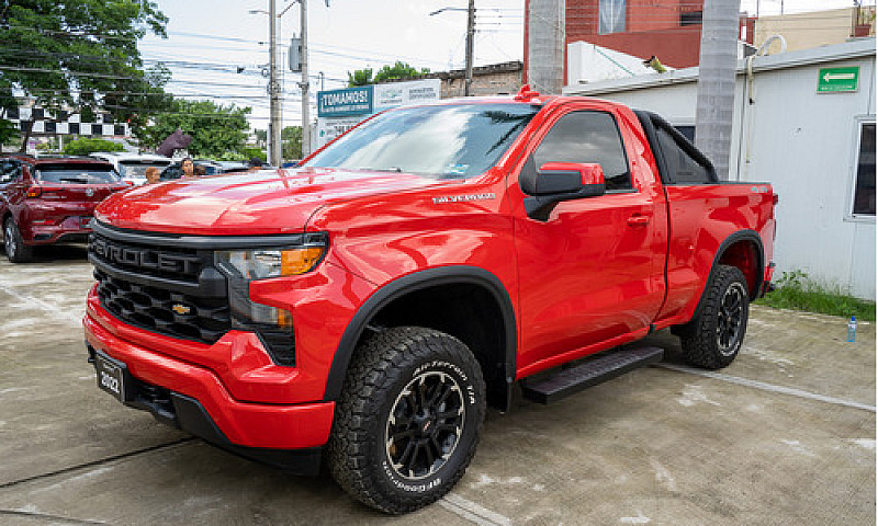 Chevrolet Silverado ...