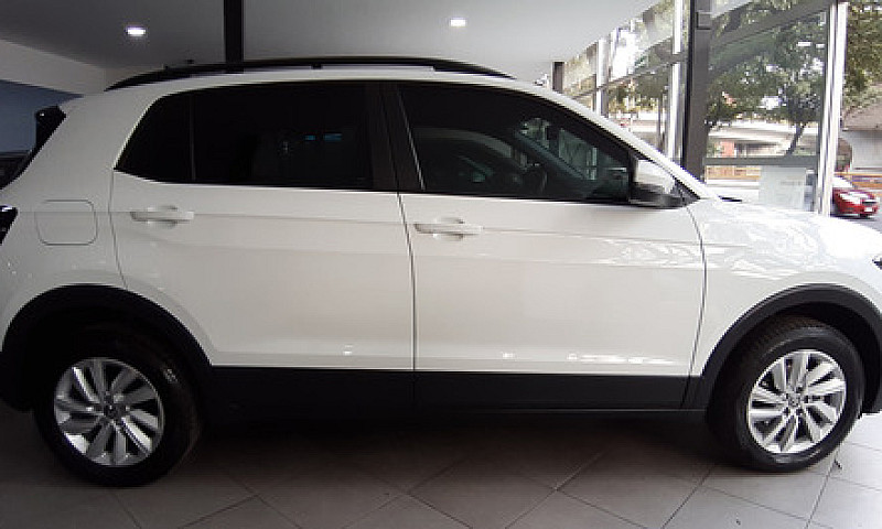 Volkswagen T-Cross 1...