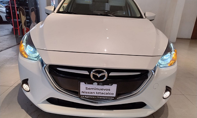 Mazda Mazda 2 2016...