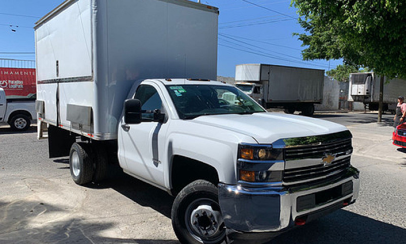 Chevrolet Silverado ...