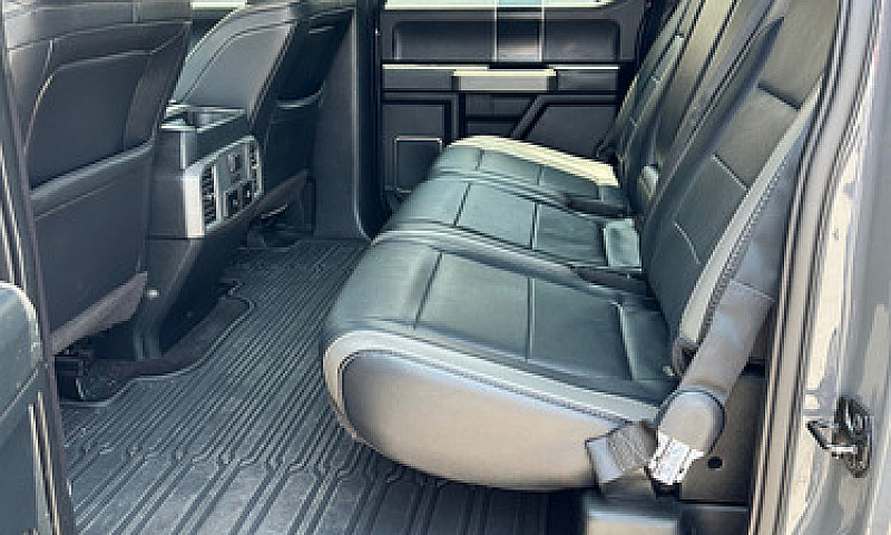 Ford F150 Raptor 201...