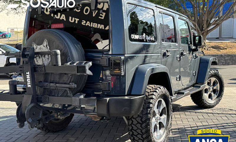 Jeep Wrangler 3.7 Un...