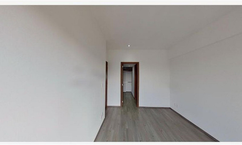 Departamento En Av. ...