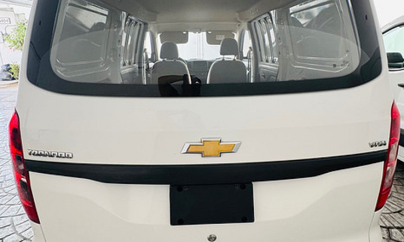 Chevrolet Tornado Va...