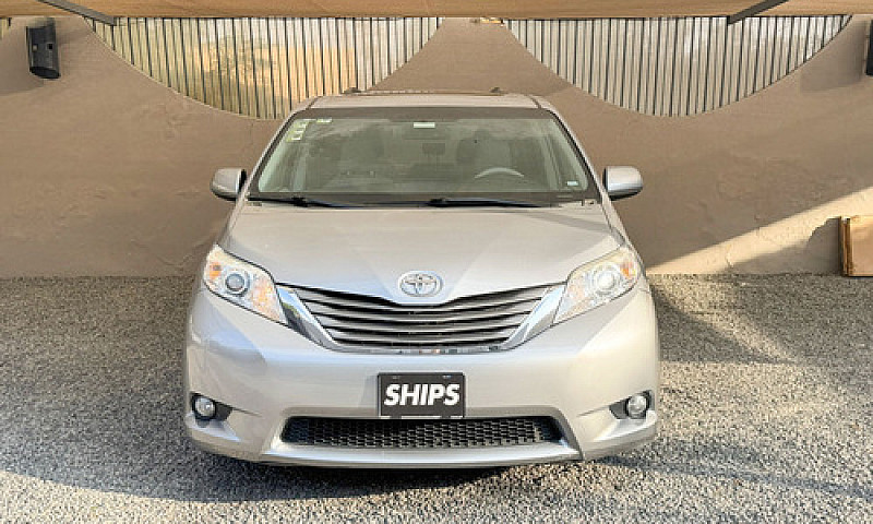 Toyota Sienna 2012...