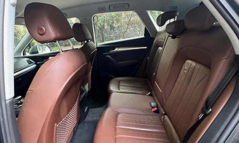 Audi Q5 2.0 L 45 Tfs...