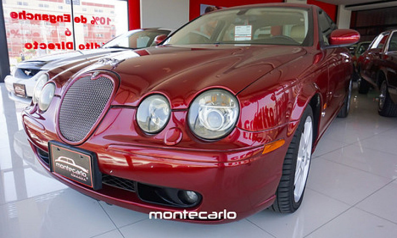 Jaguar S-Type 2004...