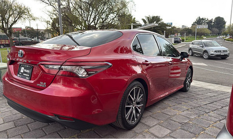 Toyota Camry 2023...