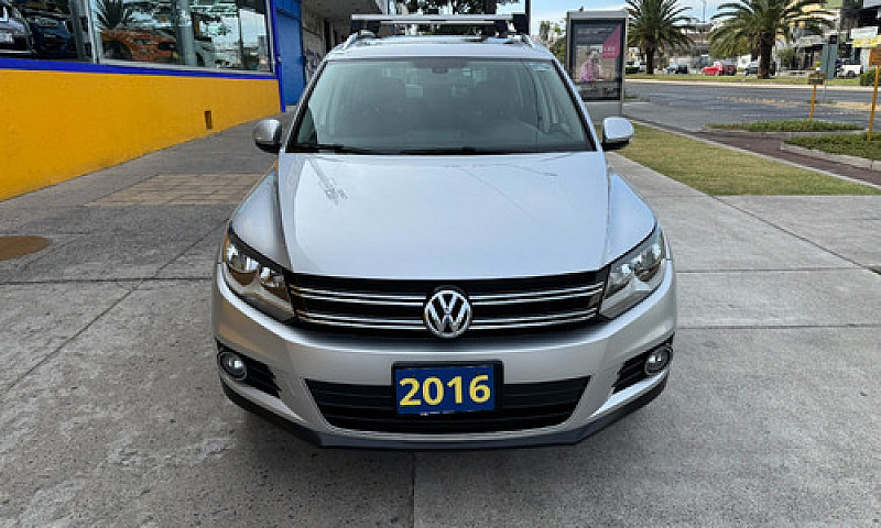 Volkswagen Tiguan Tr...