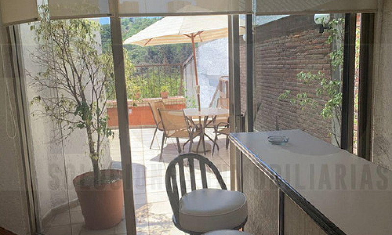 Casa En Venta En Lom...