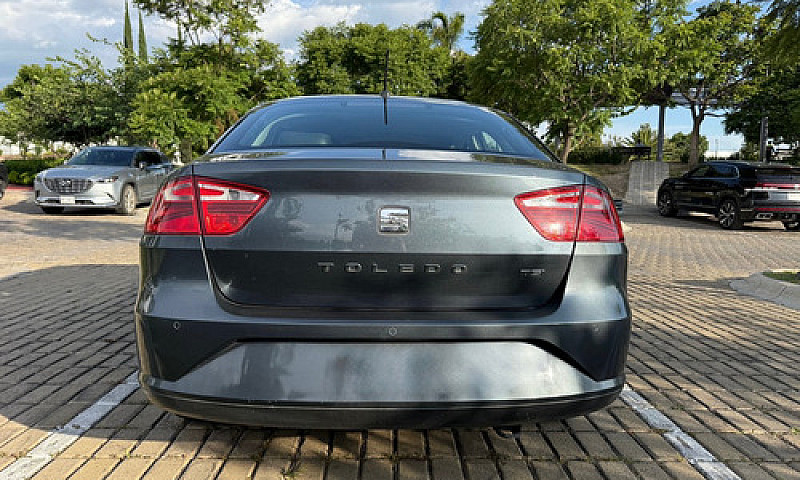 Seat Toledo 1.4 Adva...
