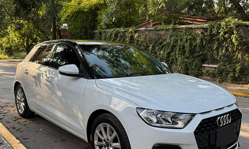Audi A1 1. 0 Sportba...