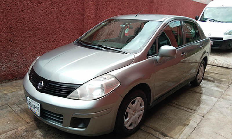Nissan Tiida 1.8 Sen...