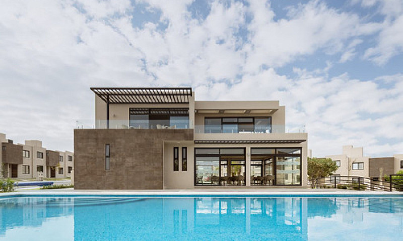 Meseta Altta Home...
