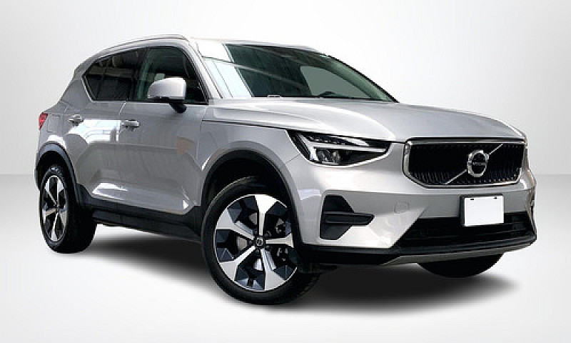 Volvo Xc40 2023...