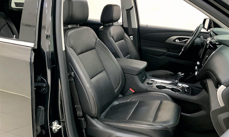 Chevrolet Traverse 2...