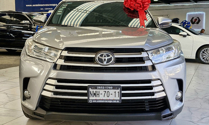 Toyota  Highlander  ...