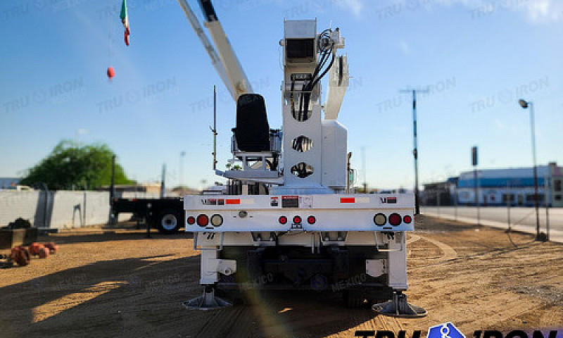 Grua Titan 2004 Ster...