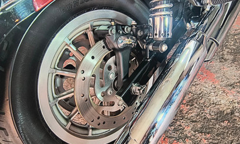 Harley Davidson Dyna...