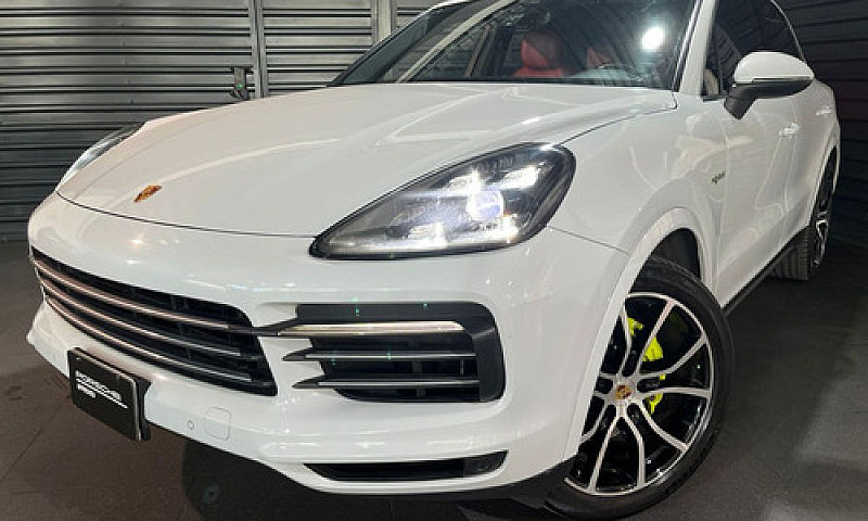 Porsche Cayenne 2021...