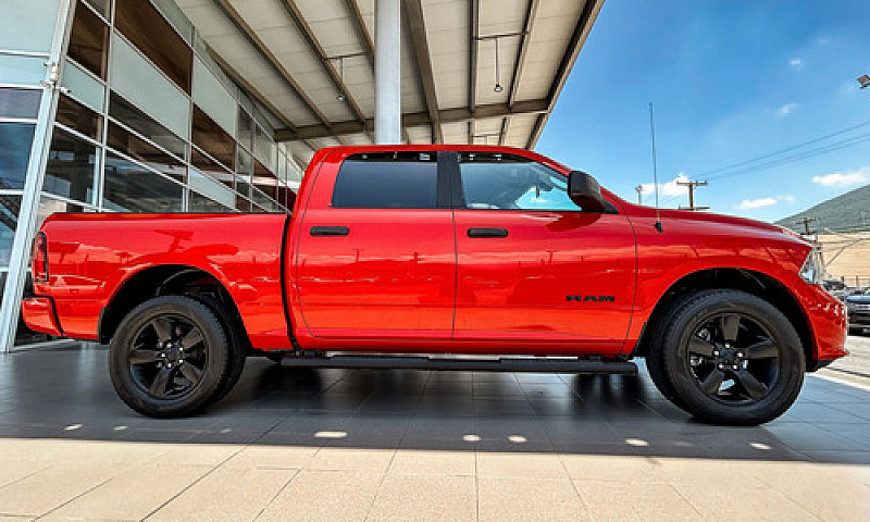 Dodge Ram 1500 2021...