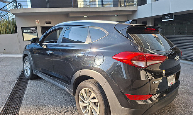 Hyundai Tucson 2017...