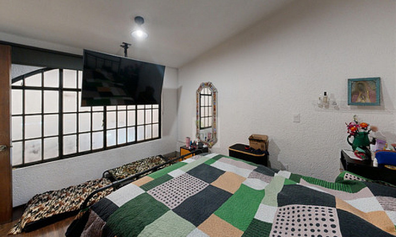Casas En Venta La Cr...