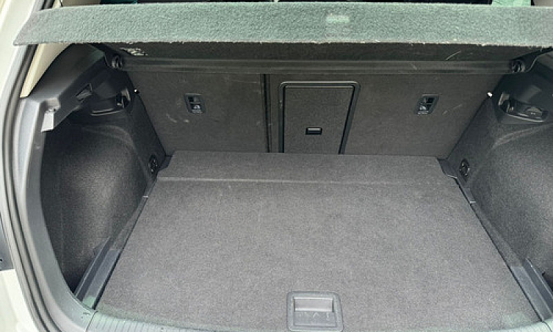 Volkswagen Golf 1.4 ...