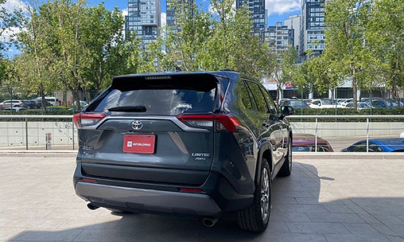 Toyota  Rav4  2021...