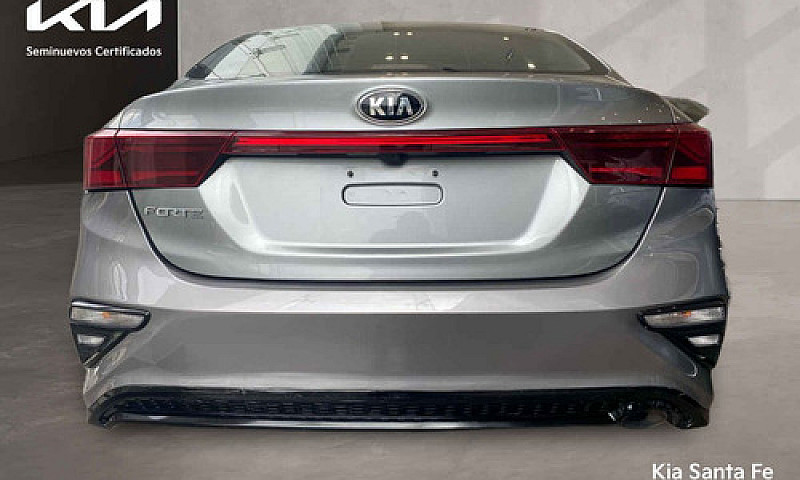 Kia Forte Sedan 2021...