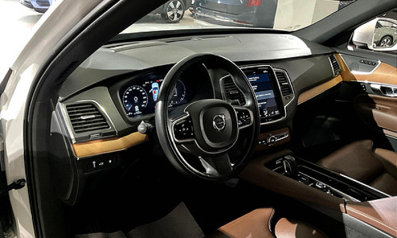 Volvo Xc90 Momentum ...